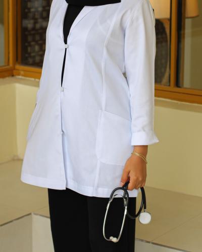 بالطو وضح النقا / Wadah alnaqa Lab-coat