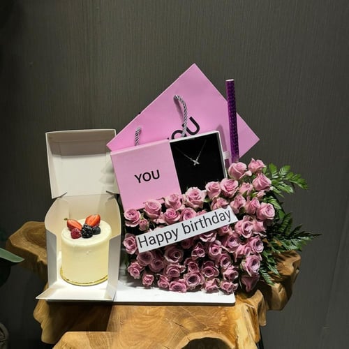 ورد مع كيك و سلسال