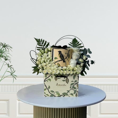 فازة ورد مع شوكلت من انوش