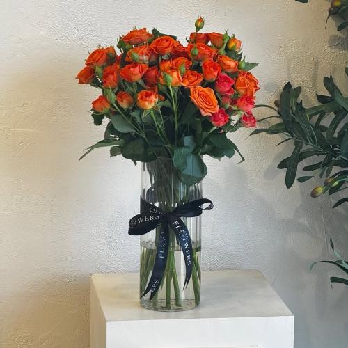 فازة مع ورد