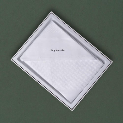 شماغ جاي لاروش ابيض GE-W