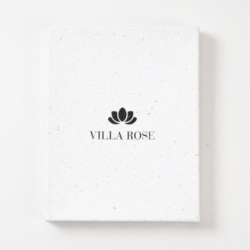 شماغ فيلا روز أبيض كلاسيك انجليزي اصدار 2025