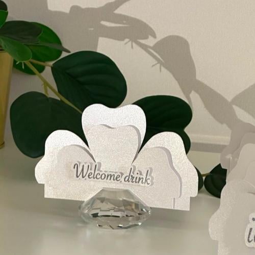 بطاقة ضيافة مشروبات الوردة ، العبارات حسب الطلب