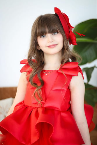 Red hair accessory