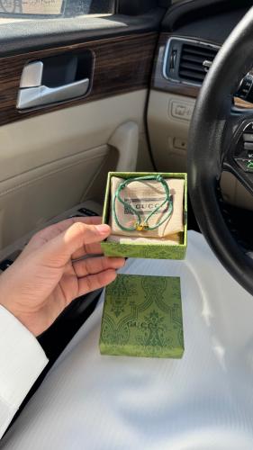 سوارة غوتشي الخضراء