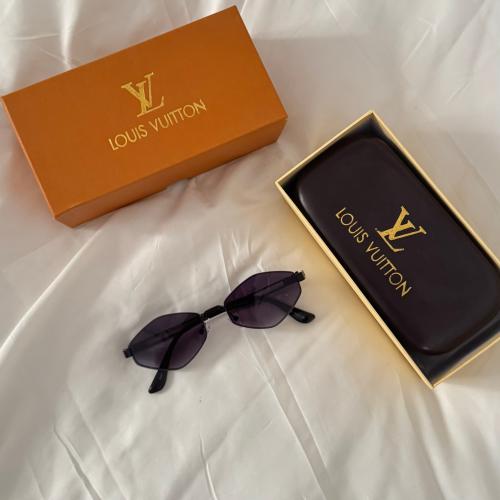 نظاره،LV