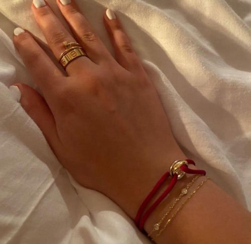 اسوارة كارتير ترنتي خيط عنابي