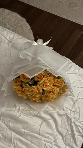 بوكيه ورد بيبي روز اصفر