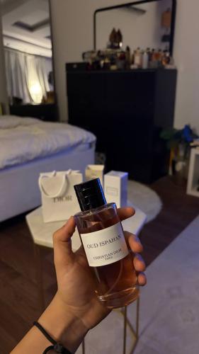 عطر ديور عود اصفهان