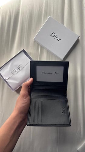 محفظة رجاليه ديور