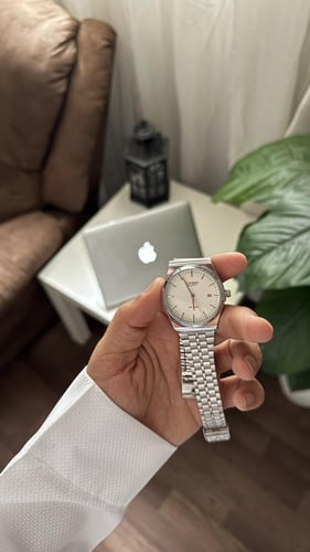 ساعة كاسيو فضيه