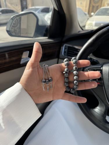 سبحه عقيق لون رمادي