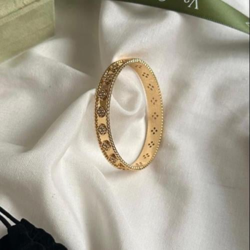 اسوارة فان كليف