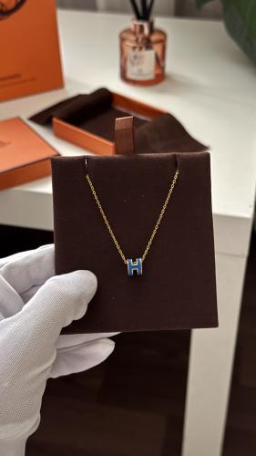 طقم هيرمز سلسال وحلق ازرق