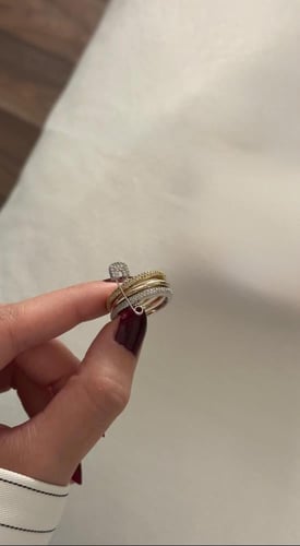 خاتم apm ذهبي