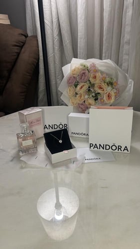 هدية نسائية جاهزه ديور + باندورا
