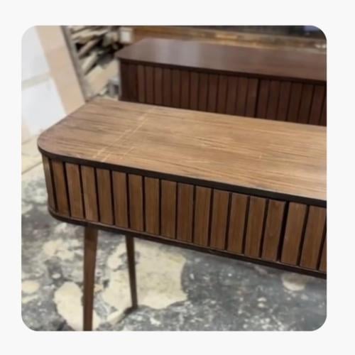 طاولة تسريحة | زاهية