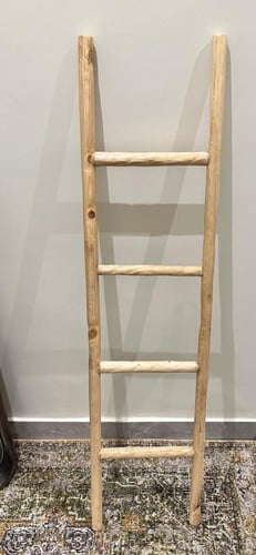 سلم خشب | زينة