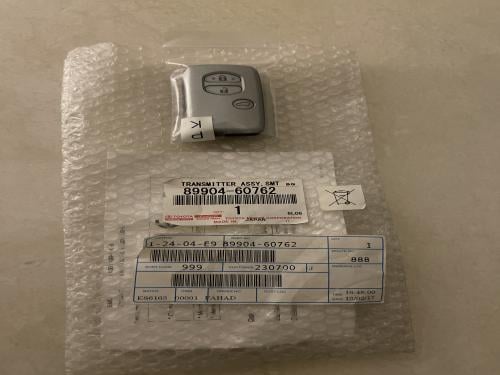 Original factory remote for Prado model 2010 to 20...