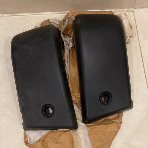 Front bumper corner set right and left for Hilux m...