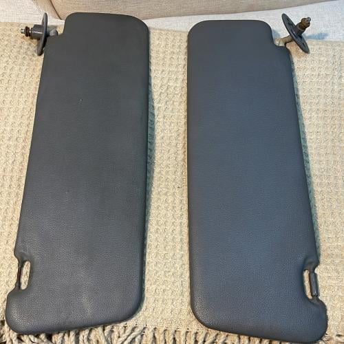 Sunshades set gray color Hilux model (89-to-97) us...