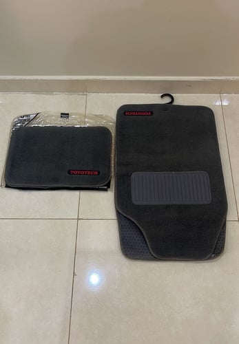 Gray color brush for HiLux model (89-97), four pie...
