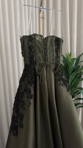 فستان سهره زيتي ملكي