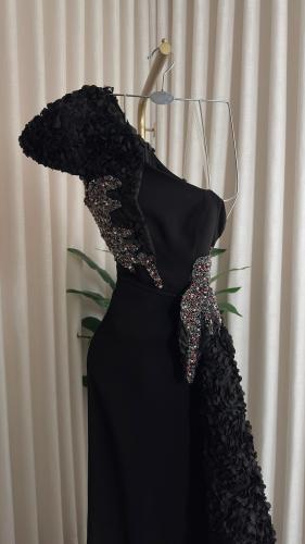 فستان سهره اسود مطرز