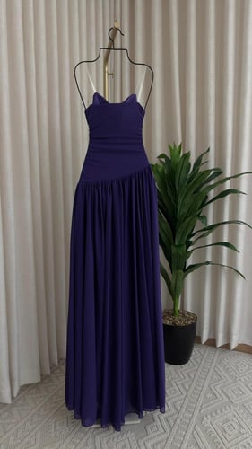 فستان موف ناعم بكسرات بوليسيه