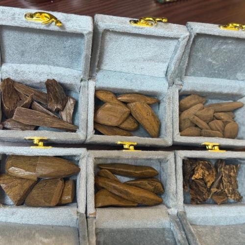 أوقيتين من العود المحسن