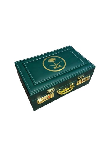 شنطة جلد حجم ربع كيلو قفل أرقام