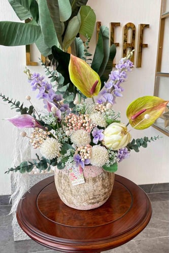 Flower vase