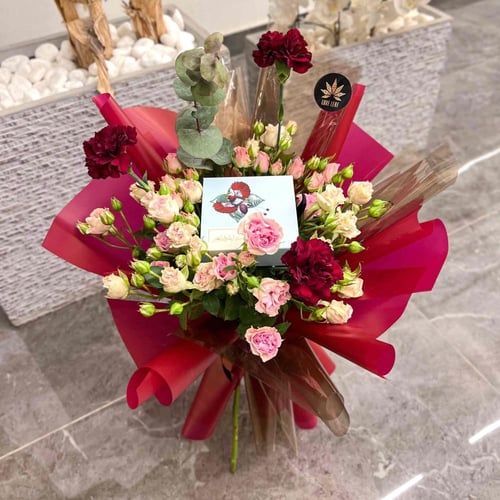 Anosh Chocolate with bouquet