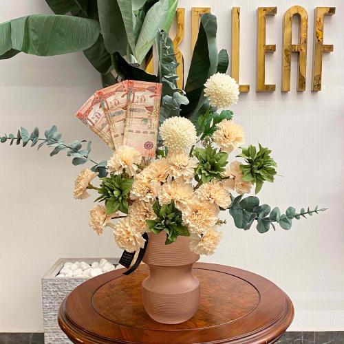 Flower vase