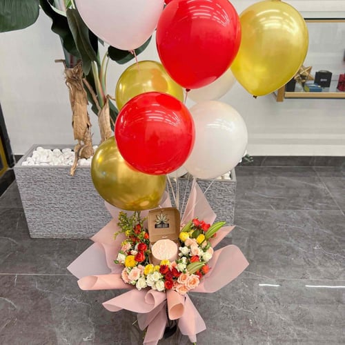 Flowers & cake & balloons