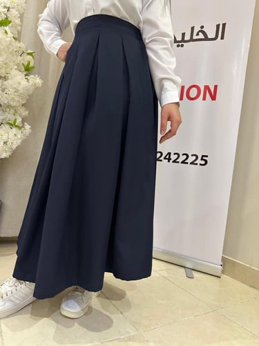 تنورة مدرسية W113