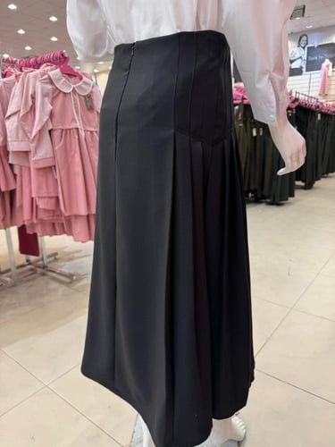 تنورة مدرسية W164