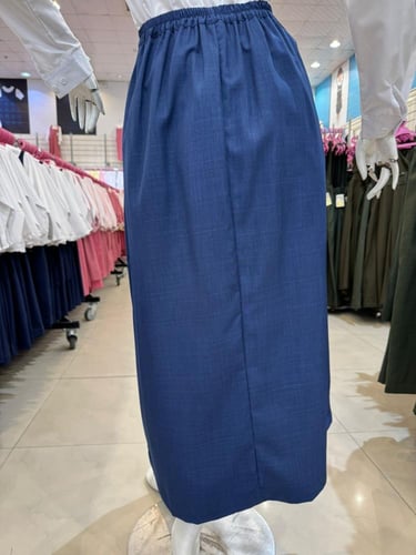 تنورة مدرسية W102