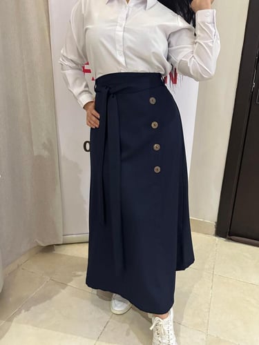 تنورة مدرسية W129