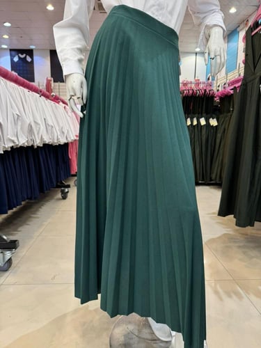 تنورة مدرسية W110