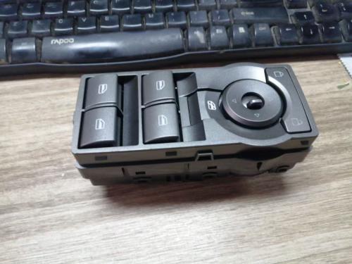 شوشت زجاج كابرس اضاء اخضر