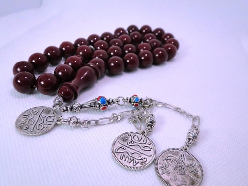 بريق الكرز بــ كركوشة معدن