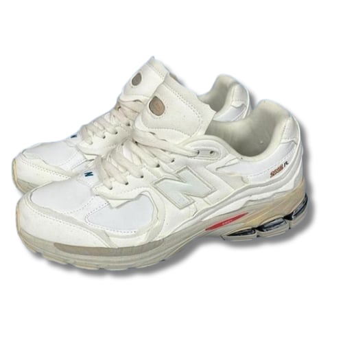 new balance 2002R