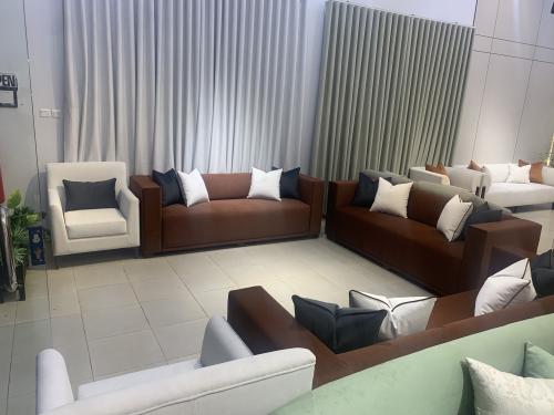 طقم جلوس بتصميم حديث