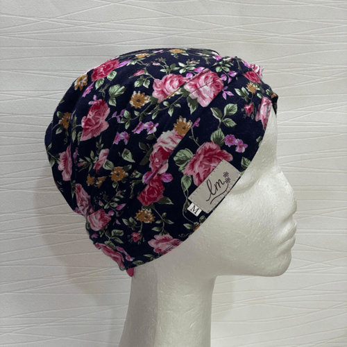 القبعه المبطنه - لون اسود مزهر