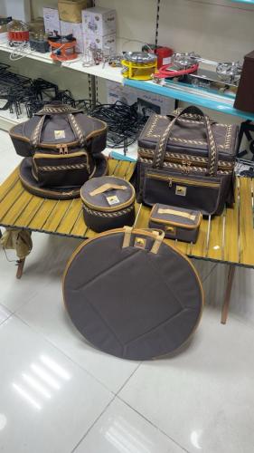 طقم عزبة بني