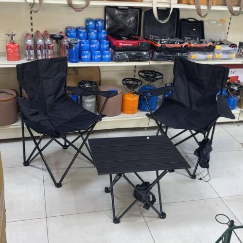 طقم 2 كراسي مع طاوله