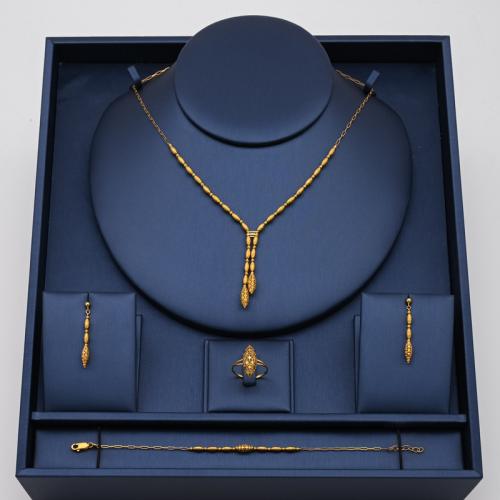 طقم ذهب عيار 21 - AK91