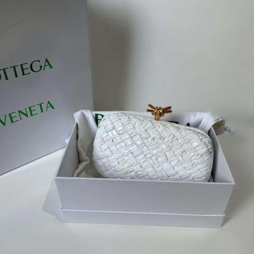 BOTTEGA VENETA