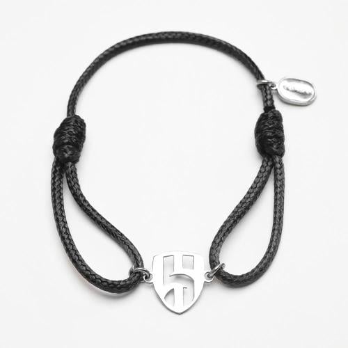 أسورة الهلال خيط أسود